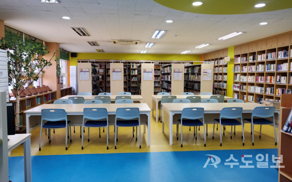교육경비 활용을 통해 리모델링이 진행된 용답초등학교 꿈나무도서관 / 성동구 